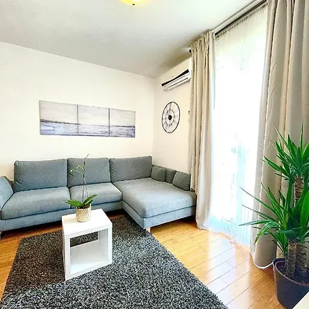 Emili Apartment