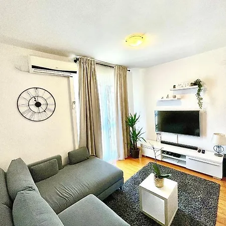 Apartment Emili *