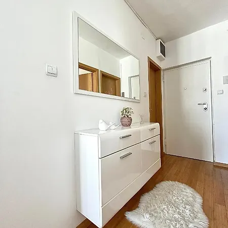 Emili Apartment Zadar
